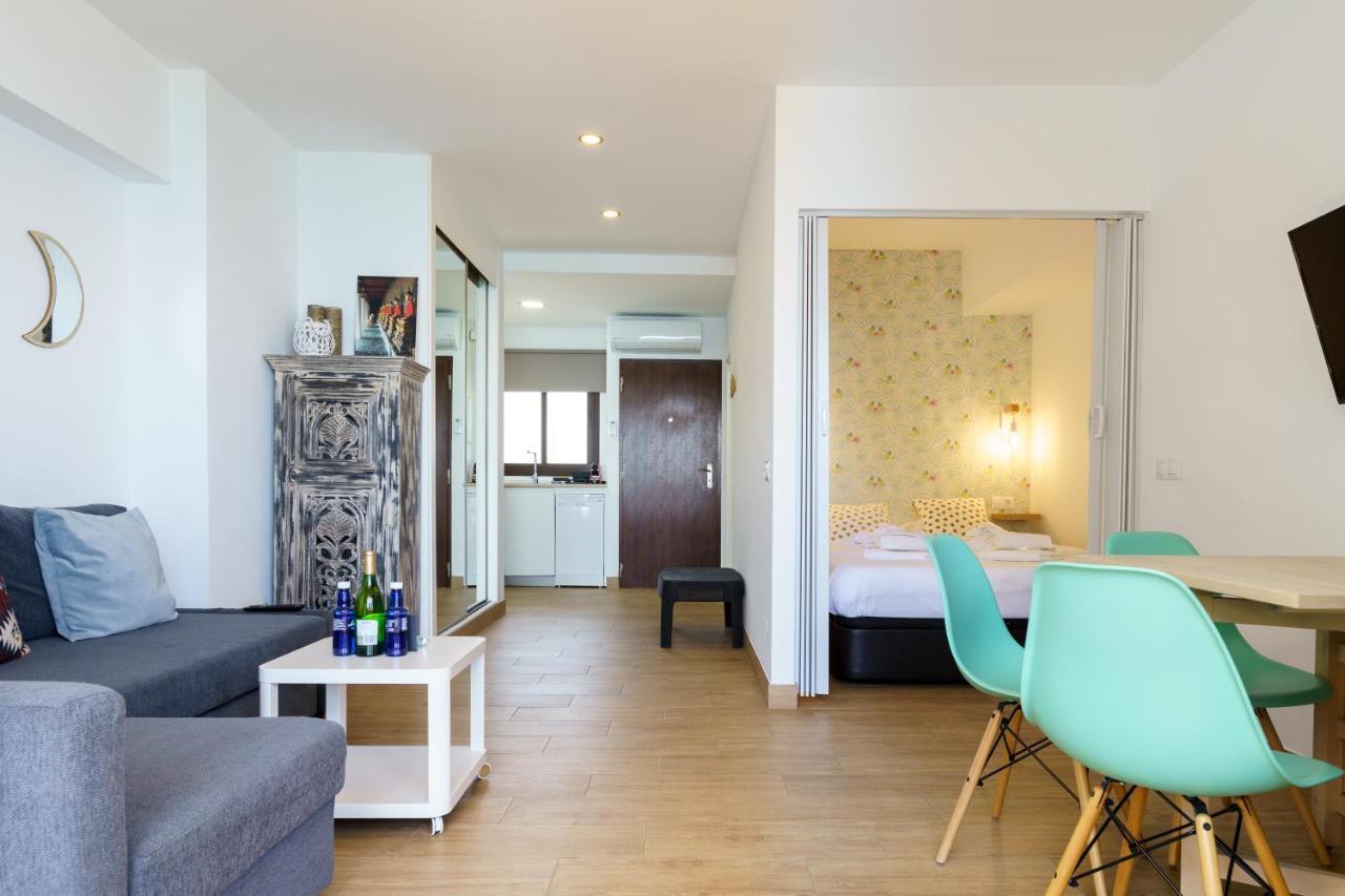 Amazing Views Beachfront Apartment With Swimming Pool Benalmádena Dış mekan fotoğraf