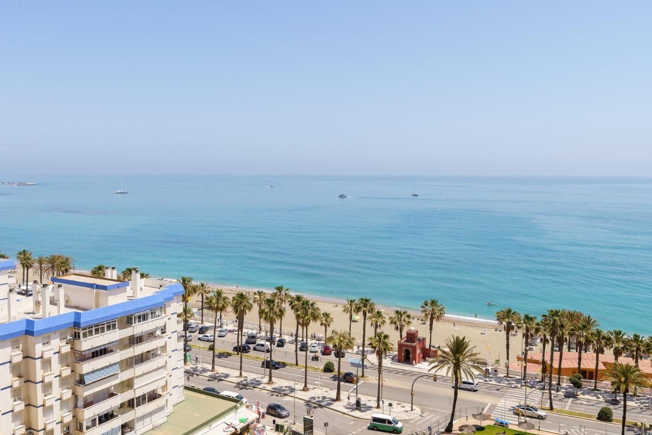 Amazing Views Beachfront Apartment With Swimming Pool Benalmádena Dış mekan fotoğraf