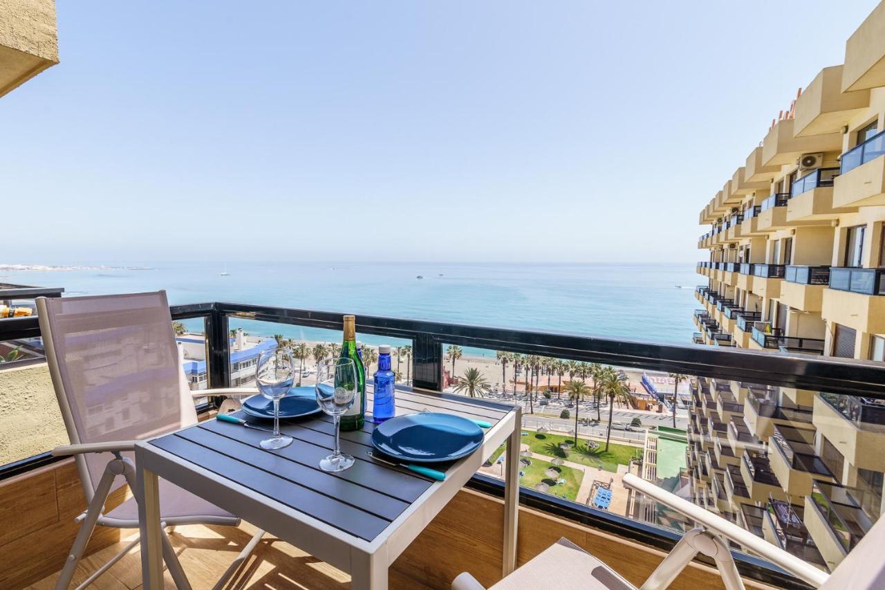 Amazing Views Beachfront Apartment With Swimming Pool Benalmádena Dış mekan fotoğraf